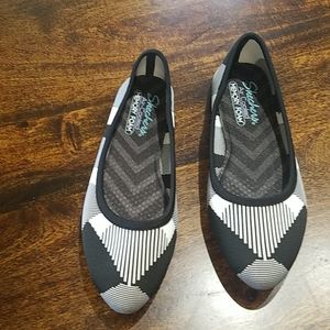 Skecher Women's Cleo Ballet Flat